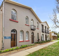 TARALGA TERRACES - Accommodation in Surfers Paradise