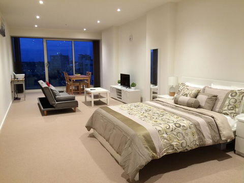 Tasha's Apartments On Morphett - Accommodation in Surfers Paradise 0