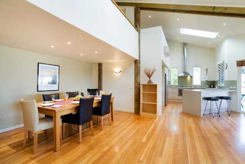 Tathra Beach House Holiday Apartments - Accommodation in Surfers Paradise 1