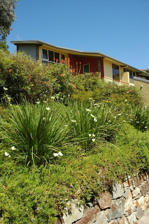 Tathra Beach House Holiday Apartments - Accommodation in Surfers Paradise 3