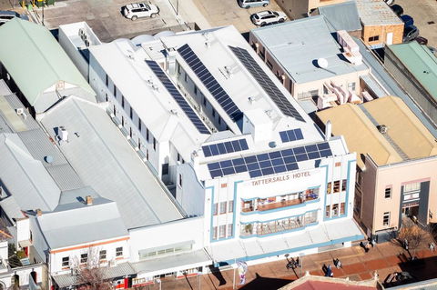 Tattersalls Hotel - Accommodation in Surfers Paradise 2