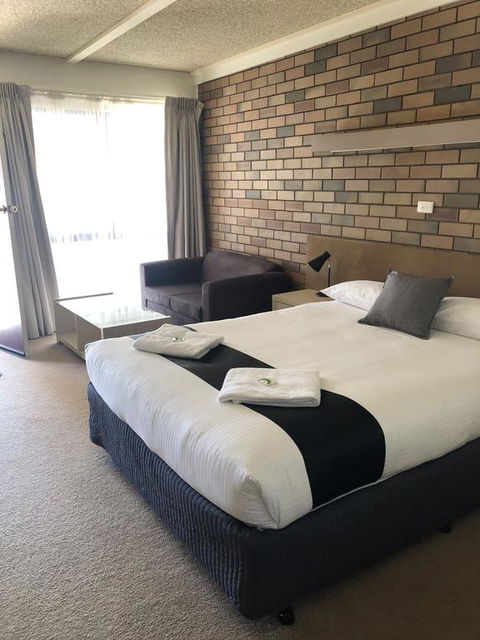 Tatura Country Motel - Accommodation in Surfers Paradise 1