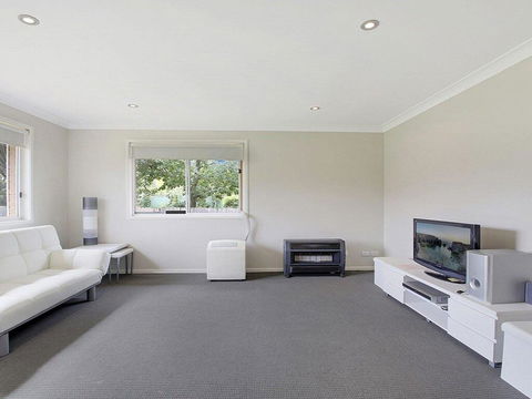 That Pink House! - Comfortable Home Away From Home - Accommodation in Surfers Paradise 1