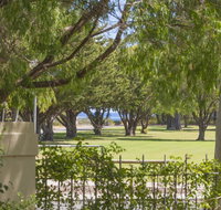 The Beach Retreat - Accommodation in Surfers Paradise