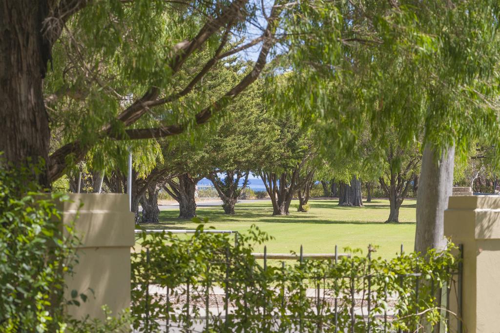 Busselton WA Accommodation in Surfers Paradise