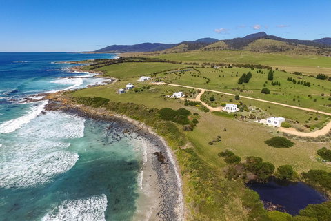 Saltwater - Absolute Oceanfront, Hot Tubs, Sauna, Fire Pits - Accommodation in Surfers Paradise 32