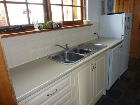 Eliza Cottage - Accommodation in Surfers Paradise 7