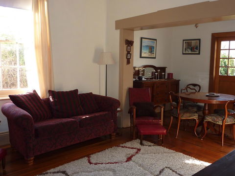Eliza Cottage - Accommodation in Surfers Paradise 3