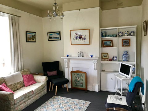 Eliza Cottage - Accommodation in Surfers Paradise 9