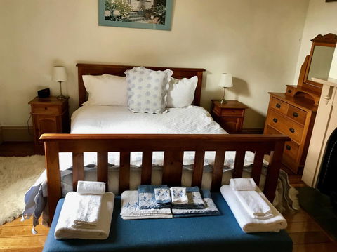 Eliza Cottage - Accommodation in Surfers Paradise 14