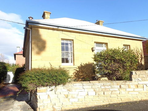 Eliza Cottage - Accommodation in Surfers Paradise 29