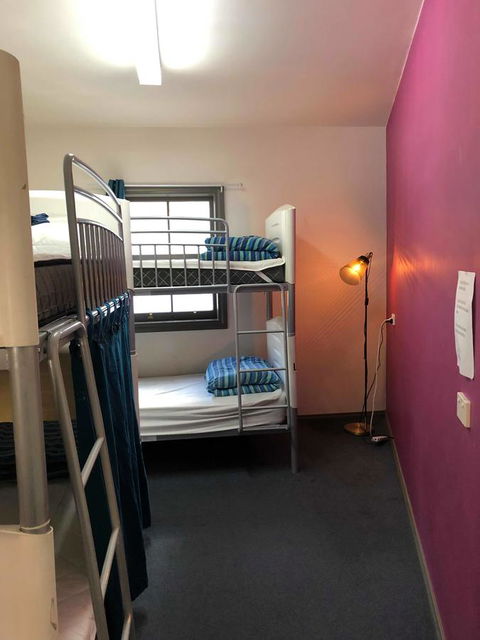 The Nook Backpackers - Accommodation in Surfers Paradise 10