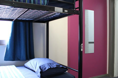 The Nook Backpackers - Accommodation in Surfers Paradise 38