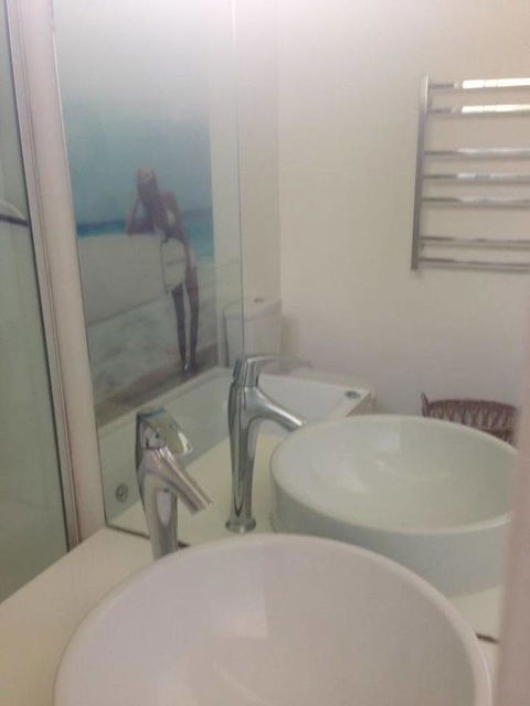 Hobart Colonial Apartment - Accommodation in Surfers Paradise 10