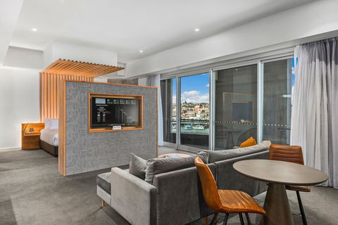 Peppers Silo - Accommodation in Surfers Paradise 22