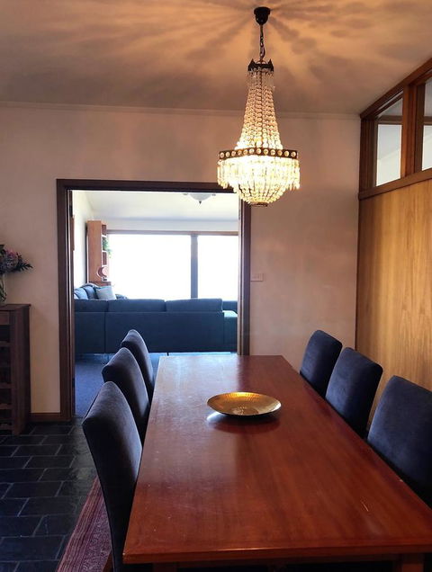 My Hobart Stay - Holiday Rentals - Accommodation in Surfers Paradise 13