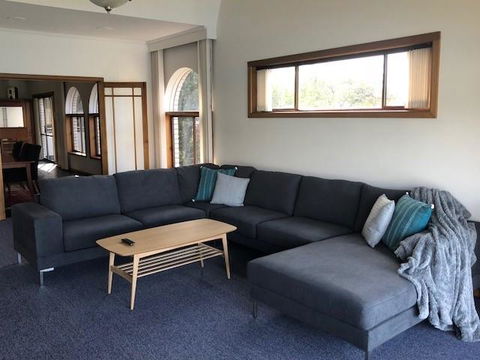 My Hobart Stay - Holiday Rentals - Accommodation in Surfers Paradise 5