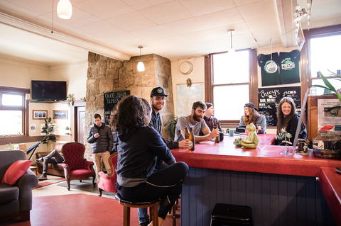The Pickled Frog - Accommodation in Surfers Paradise 2