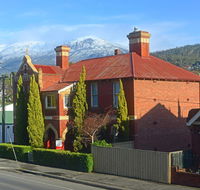 Edinburgh Gallery Bed  Breakfast - Accommodation in Surfers Paradise