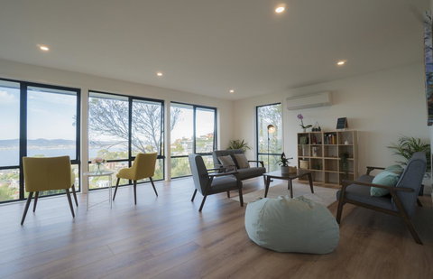 Amazing Sea Views Luxury Guest House - Accommodation in Surfers Paradise 7