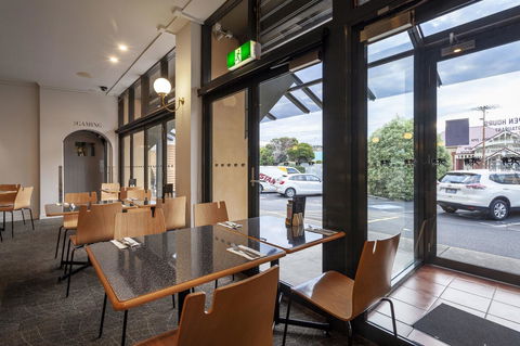 Black Buffalo - Accommodation in Surfers Paradise 20