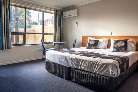 Black Buffalo - Accommodation in Surfers Paradise 8