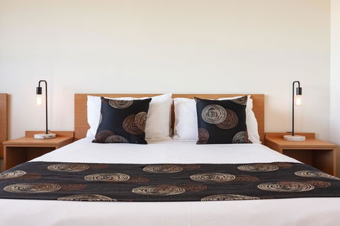 Black Buffalo - Accommodation in Surfers Paradise 2