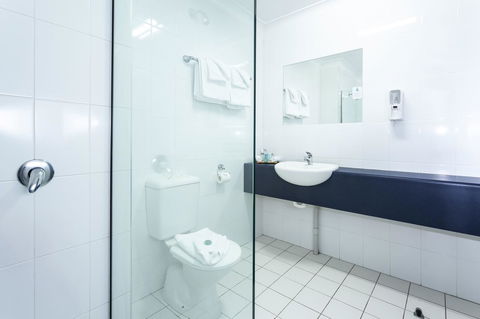 Black Buffalo - Accommodation in Surfers Paradise 12