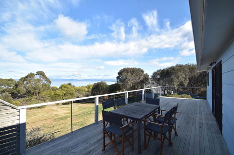 Waders - Accommodation in Surfers Paradise 3