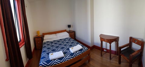 Little Nee's - Accommodation in Surfers Paradise 3