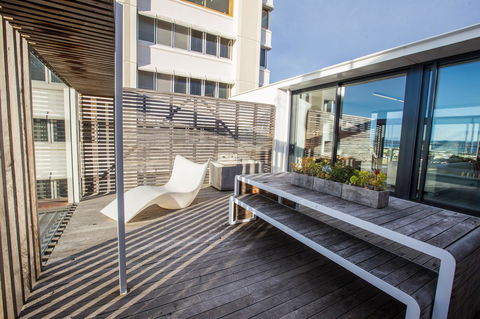 Avalon City Retreat - Accommodation in Surfers Paradise 0