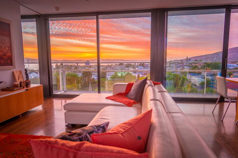Avalon City Retreat - Accommodation in Surfers Paradise 19