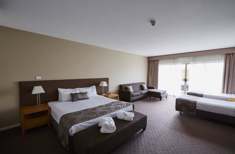 Mornington Hotel - Accommodation in Surfers Paradise 21
