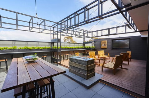 Mornington Hotel - Accommodation in Surfers Paradise 6