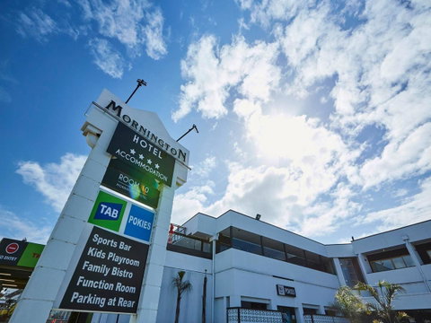 Mornington Hotel - Accommodation in Surfers Paradise 4