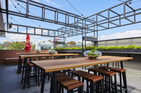 Mornington Hotel - Accommodation in Surfers Paradise 7