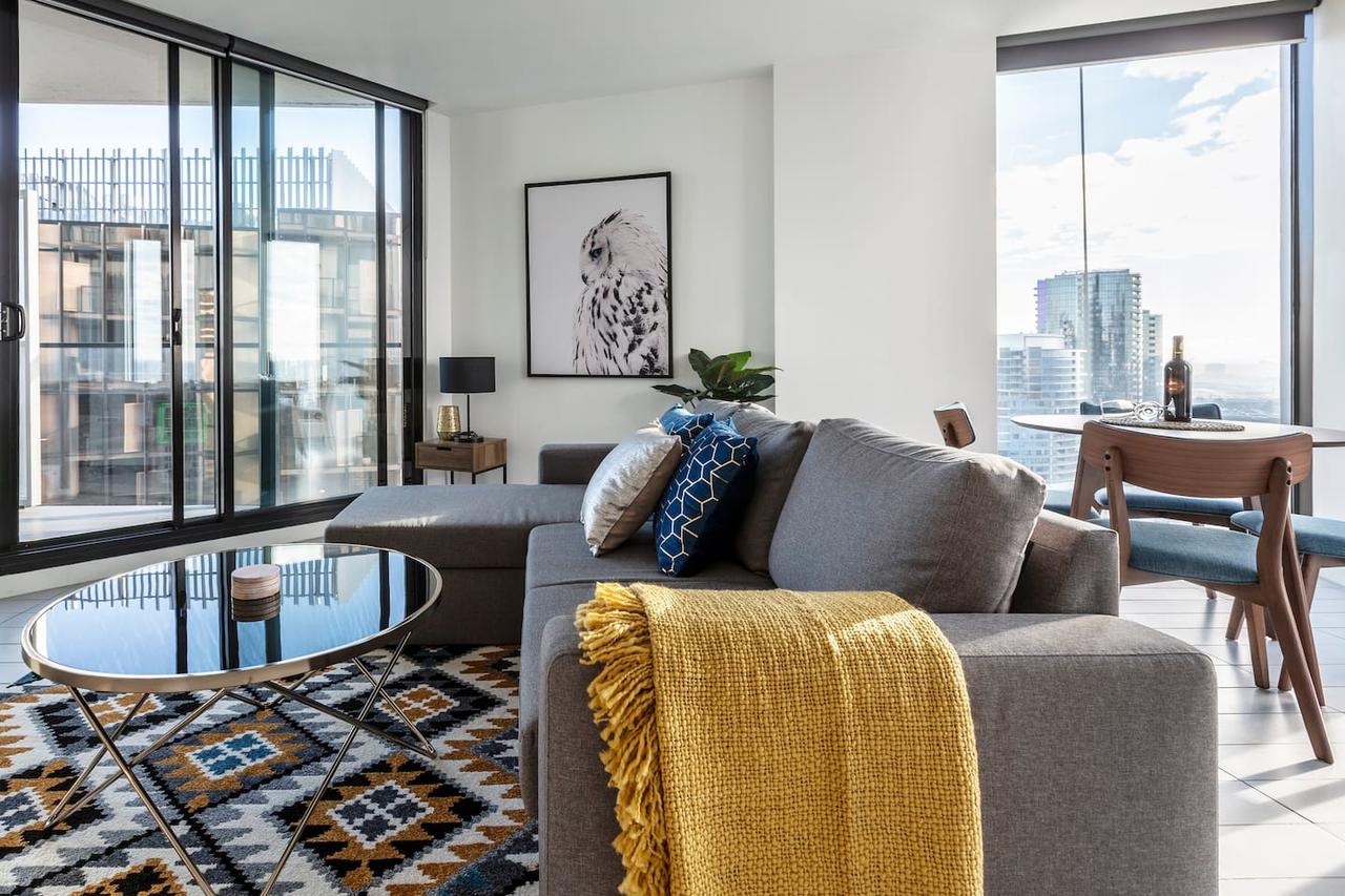 Docklands VIC Accommodation in Surfers Paradise