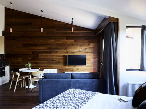 Astra Falls Creek - Accommodation in Surfers Paradise 16