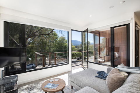Brooklands Apartments - Accommodation in Surfers Paradise 0
