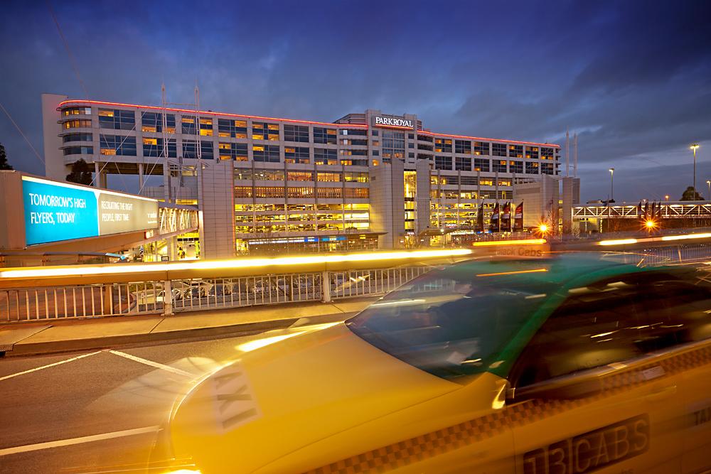 Melbourne Airport VIC Accommodation in Surfers Paradise