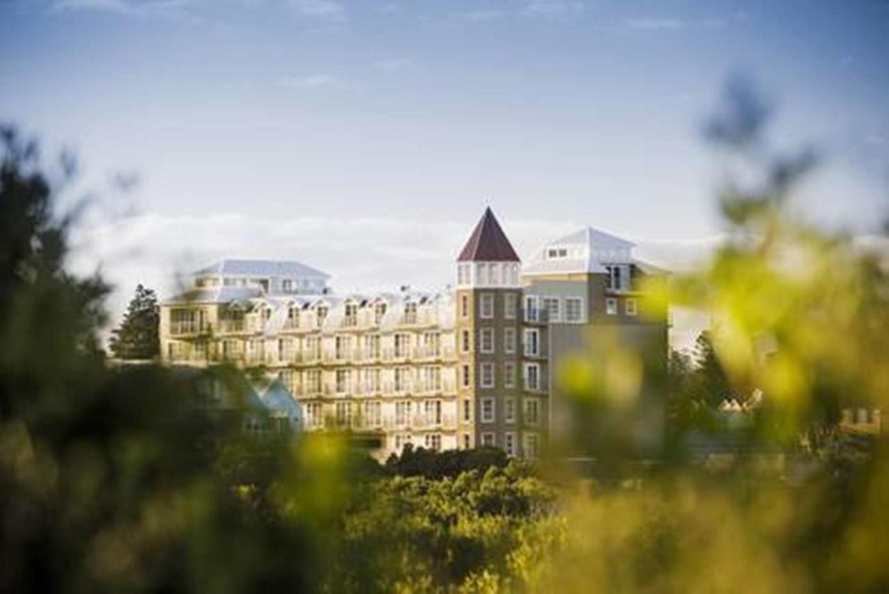  Accommodation in Surfers Paradise
