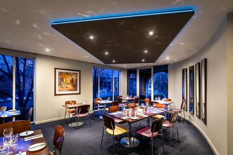 BEST WESTERN PLUS Travel Inn - Accommodation in Surfers Paradise 4