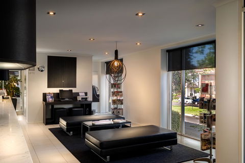 BEST WESTERN PLUS Travel Inn - Accommodation in Surfers Paradise 14