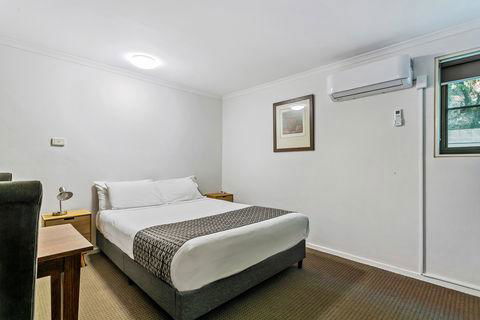 Quality Inn & Suites The Menzies - Accommodation in Surfers Paradise 3
