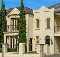 Sea Shells on Banyan Apartment - Accommodation in Surfers Paradise