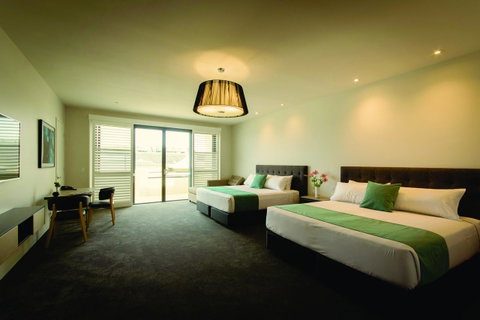 Rye Hotel By Nightcap Plus - Accommodation in Surfers Paradise 1