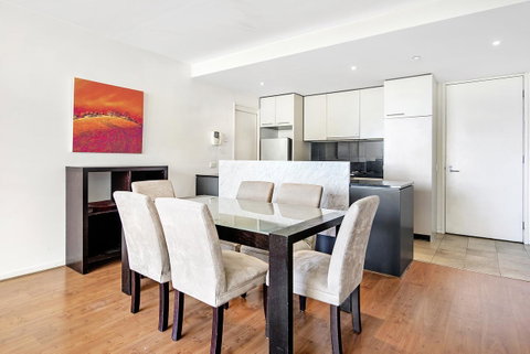ULTIQA Little Collins (located At The Hero Apartment Building) - Accommodation in Surfers Paradise 17