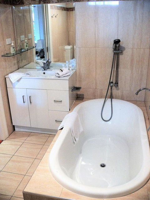 Fairbank House - Accommodation in Surfers Paradise 4