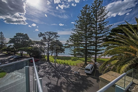 C-Scape Esplanade Cowes - Accommodation in Surfers Paradise 6