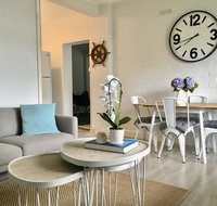 The Wheelhouse - 2BR Waterfront Apt in town - Accommodation in Surfers Paradise